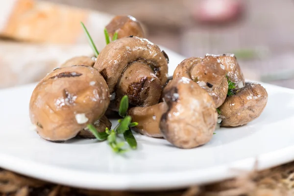 Mushrooms marinated with olive oil — Stock Photo, Image