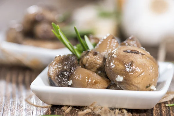 Mushrooms marinated with olive oil — Stock Photo, Image