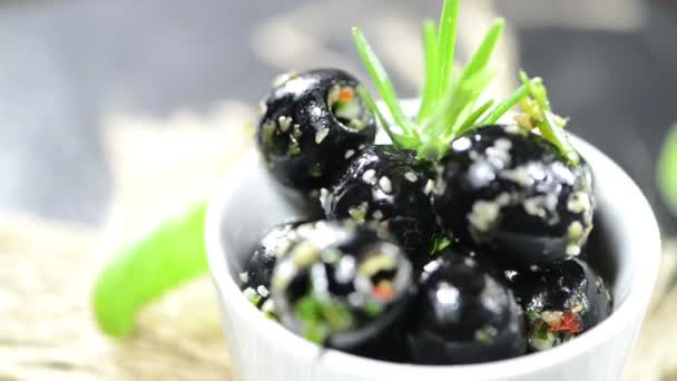 Černé olivy — Stock video