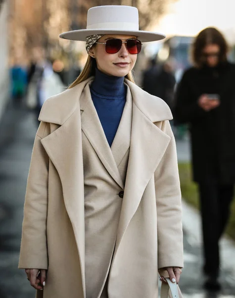 Milan Italy January 2022 Women Street Milan — ストック写真