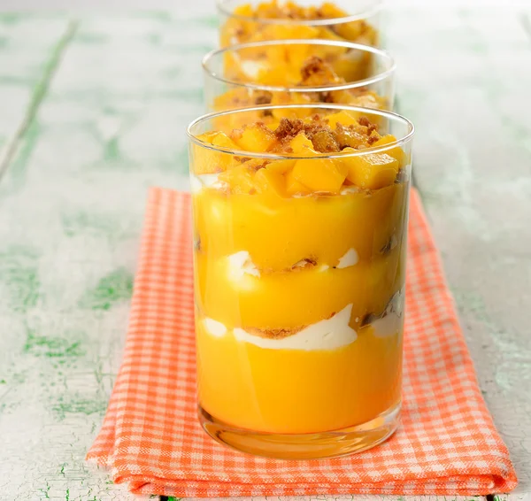 Dessert with mango — Stock Photo, Image