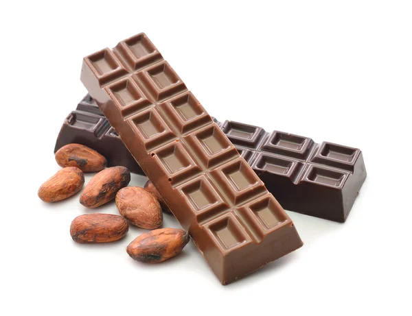 Chocolate y granos de cacao — Foto de Stock