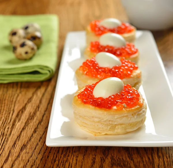 Apéritif au caviar rouge — Photo