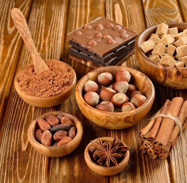 Nuts, spices and cocoa — Stock Photo, Image