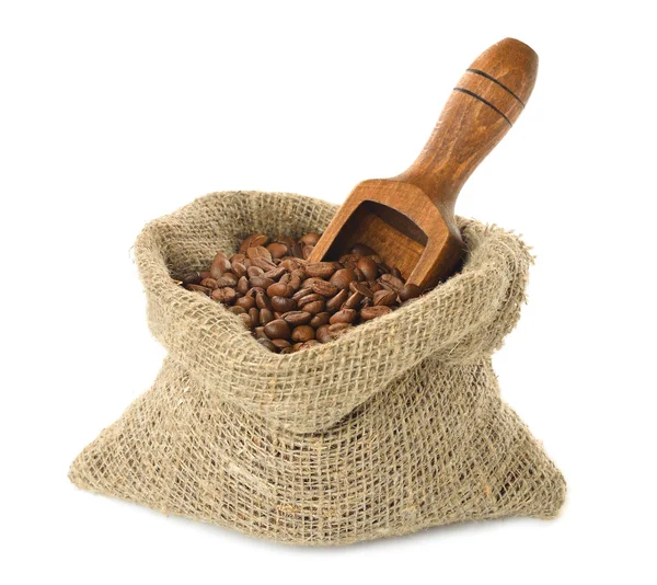 Granos de café en una bolsa —  Fotos de Stock