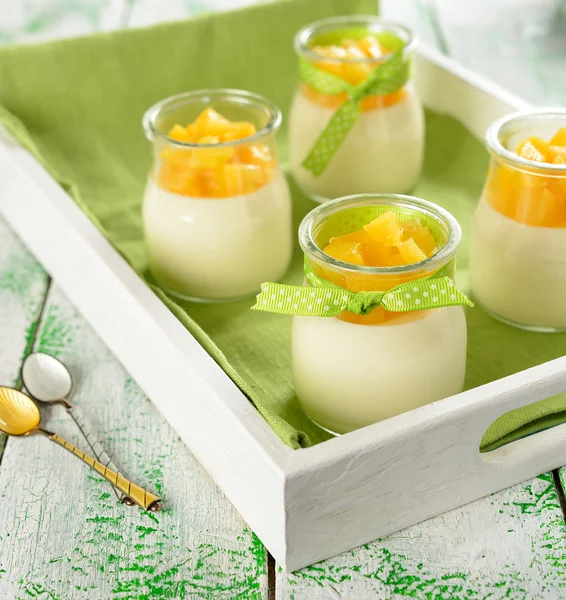 Italian dessert panna cotta — Stock Photo, Image