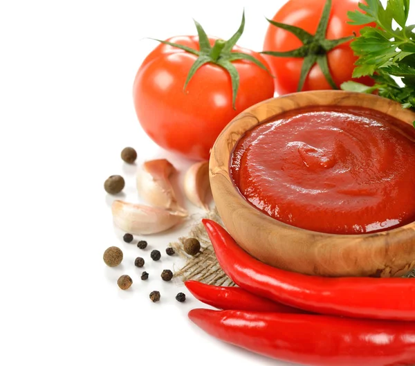 Tomatensauce und Gewürze — Stockfoto