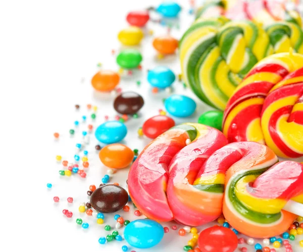 Різнокольорові цукерки — стокове фото