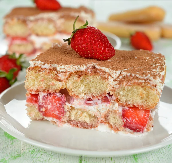 Erdbeer-Tiramisu — Stockfoto