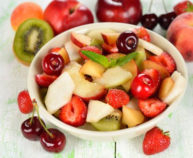 meyve salatası