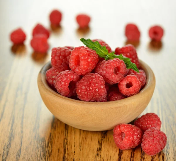 Frische Himbeeren — Stockfoto