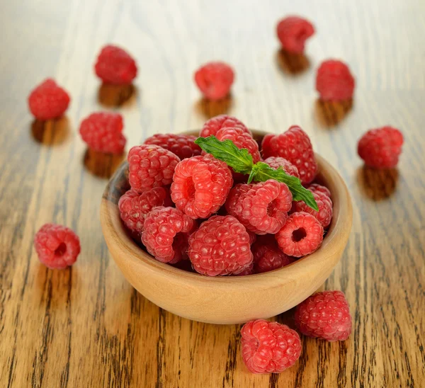 Frische Himbeeren — Stockfoto