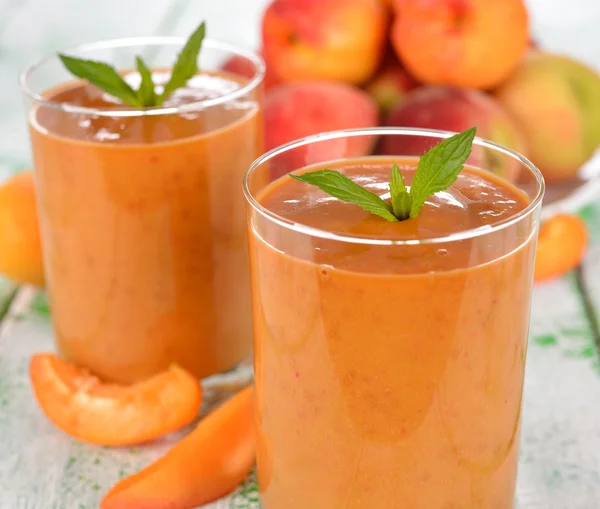 Peach smoothies — Stock Photo, Image