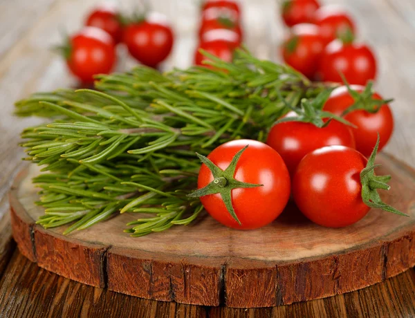 Pomodori ciliegia — Foto Stock