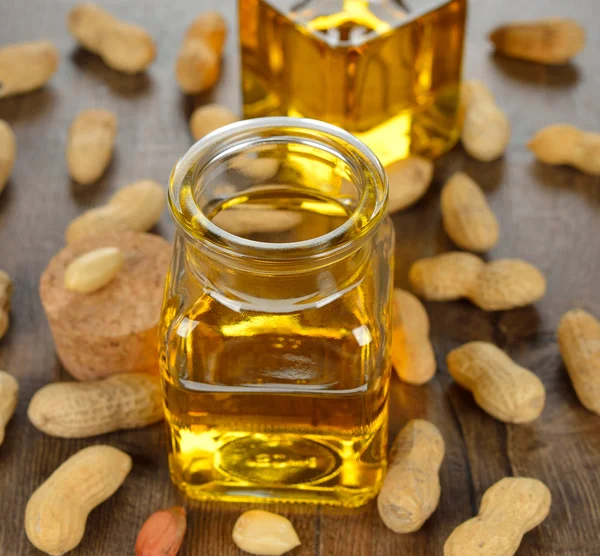 Peanut oil — Stock Photo, Image