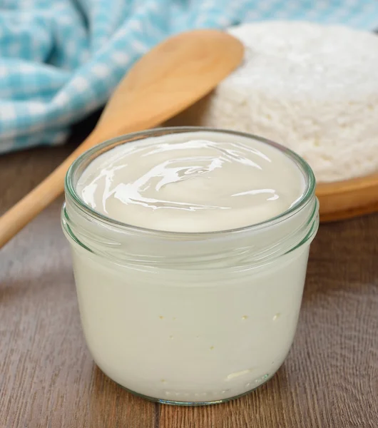 Natural yoghurt — Stock Photo, Image