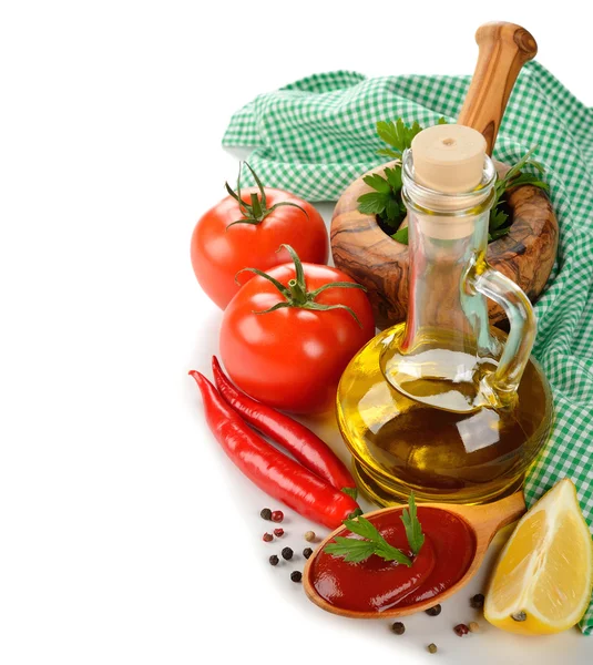 Olive oil, vegetables and spices — Stock Photo, Image