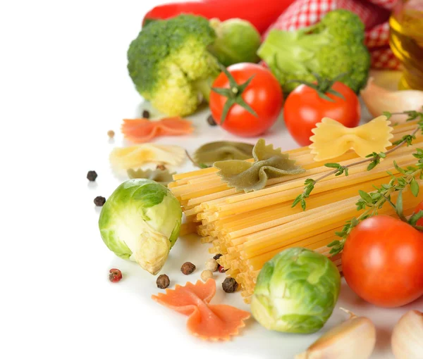 Makarna ve sebzeler — Stok fotoğraf