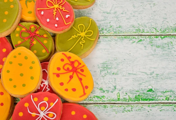 Biscotti di Pasqua decorati con glassa — Foto Stock