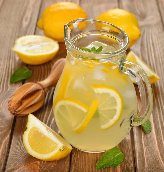 Taze limonata — Stok fotoğraf