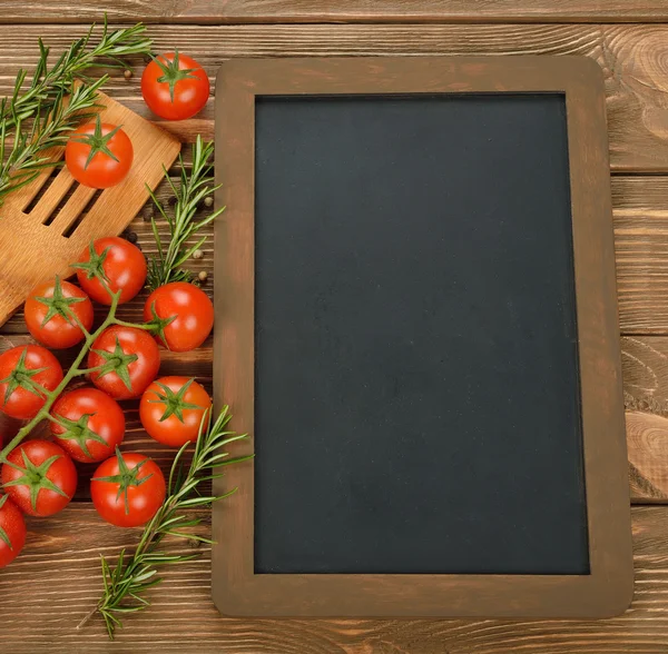 Tomaten und Rosmarin — Stockfoto