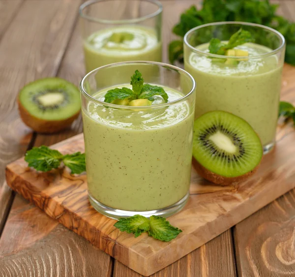 Smoothies verdes — Fotografia de Stock