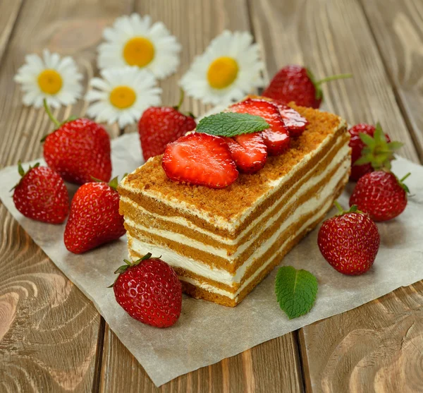 Gâteau aux fraises — Photo