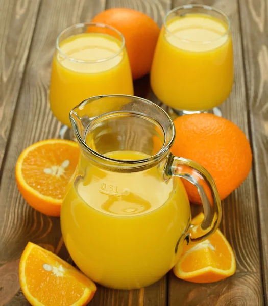 Färsk apelsinjuice — Stockfoto