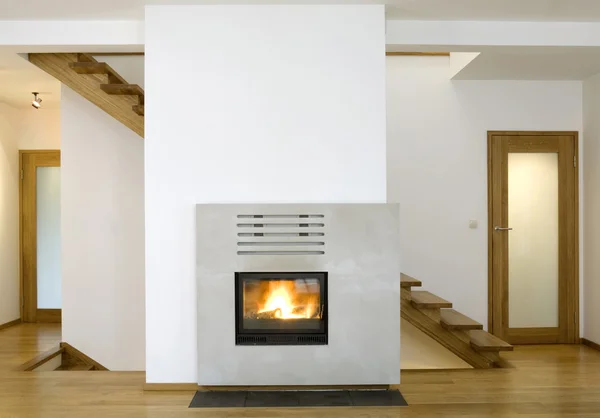 oturma odasında şömine