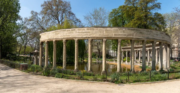 Famosa Columnata Clásica Romana Parc Monceau París Francia —  Fotos de Stock