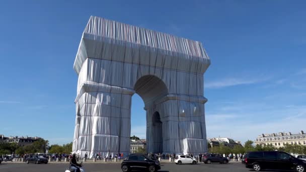 Arc de Triomphe enveloppé par Christo - Paris, France — Video