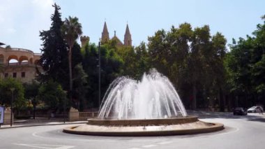 Placa De La Reina 'daki çeşme - Palma de Mallorca, İspanya