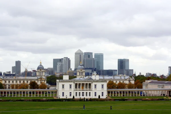 Το Canary wharf και Πανεπιστήμιο του Γκρίνουιτς — Φωτογραφία Αρχείου