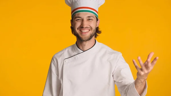 Emotional Italian Chef Cook Dressed Uniform Looking Happy Smiling Camera — Stock Photo, Image