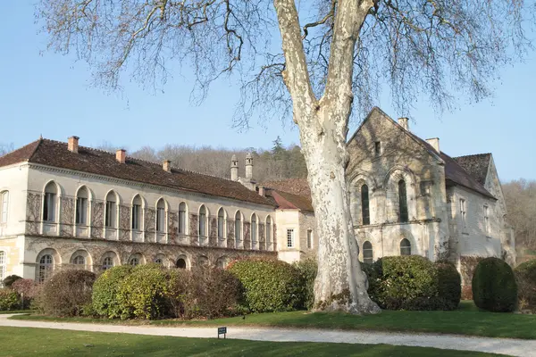 L'Abbaye-de-fontenay. klostret i fontenay. — Stockfoto