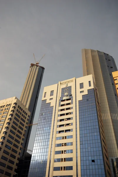 Edifícios em Abu Dhabi — Fotografia de Stock