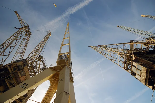 Gruas antigas — Fotografia de Stock