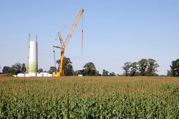 Zgrabnym windturbine — Zdjęcie stockowe