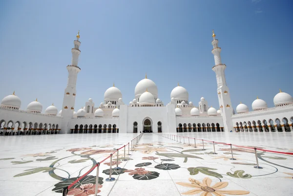 Große Scheich-Zayed-Moschee — Stockfoto