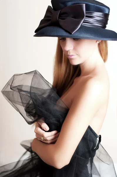 Glamour Lady em chapéu — Fotografia de Stock