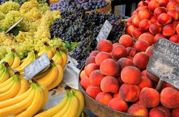 Frutas frescas —  Fotos de Stock