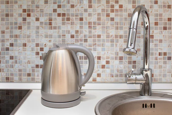 Silver kettle — Stock Photo, Image
