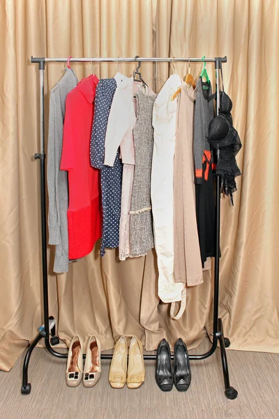 Modne ubrania — Zdjęcie stockowe