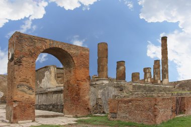 Pompeii sütunlar