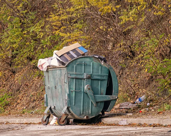 Open Metal Container Filled Plastic Paper Garbage Waste Rural Road — Stock Photo, Image