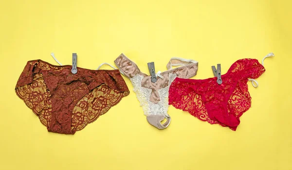 Sexy Kleurrijke Vrouwelijke Kant Materiaal Ondergoed Een String — Stockfoto