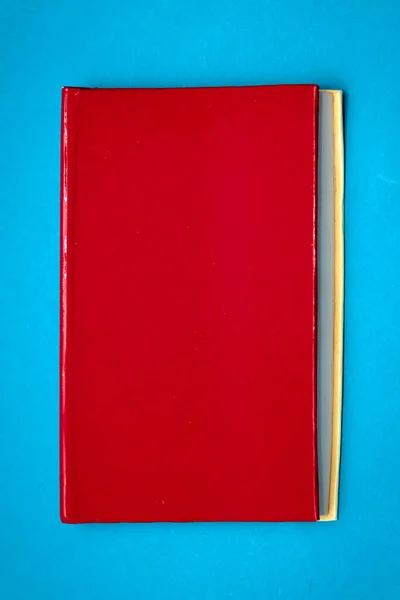 Closed Book Blank Red Hardcover Blue Background — Stock Photo, Image