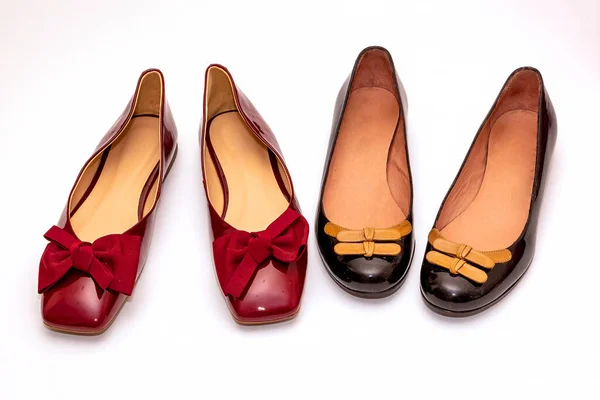 Shiny Female Patent Leather Ballerina Flat Shoes Decorative Bows Isolated — стоковое фото