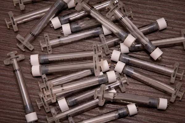 Pile Empty Plastic Syringes Used Medical Waste Disposal — Fotografia de Stock