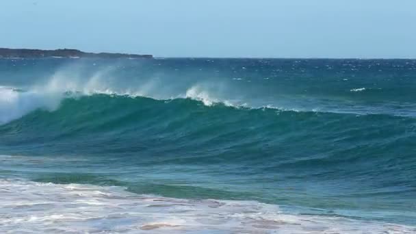 Blue Ocean Wave — Stock Video